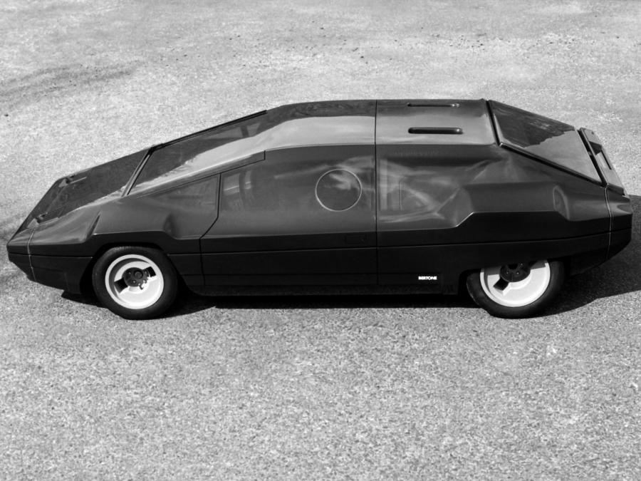  Lancia Stratos Sibilo Concept 1978 года  (фото 20 из 25)
